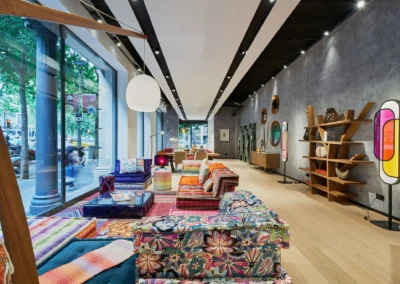 Reforma de local comercial para Roche Bobois en Barcelona